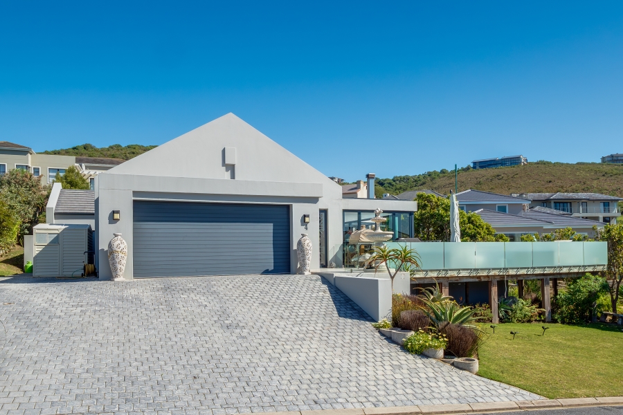 4 Bedroom Property for Sale in Pezula Golf Estate Western Cape